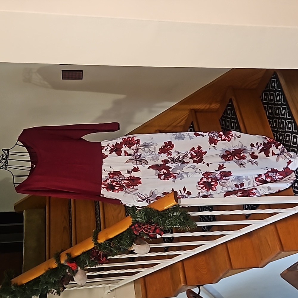 👗WNEEDU FLORAL MAXI DRESS👗